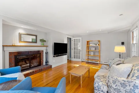 $1,245,000 | 10 West Cottage Street, Marblehead, MA 01945