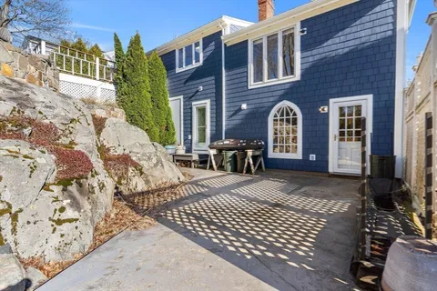 $1,245,000 | 10 West Cottage Street, Marblehead, MA 01945