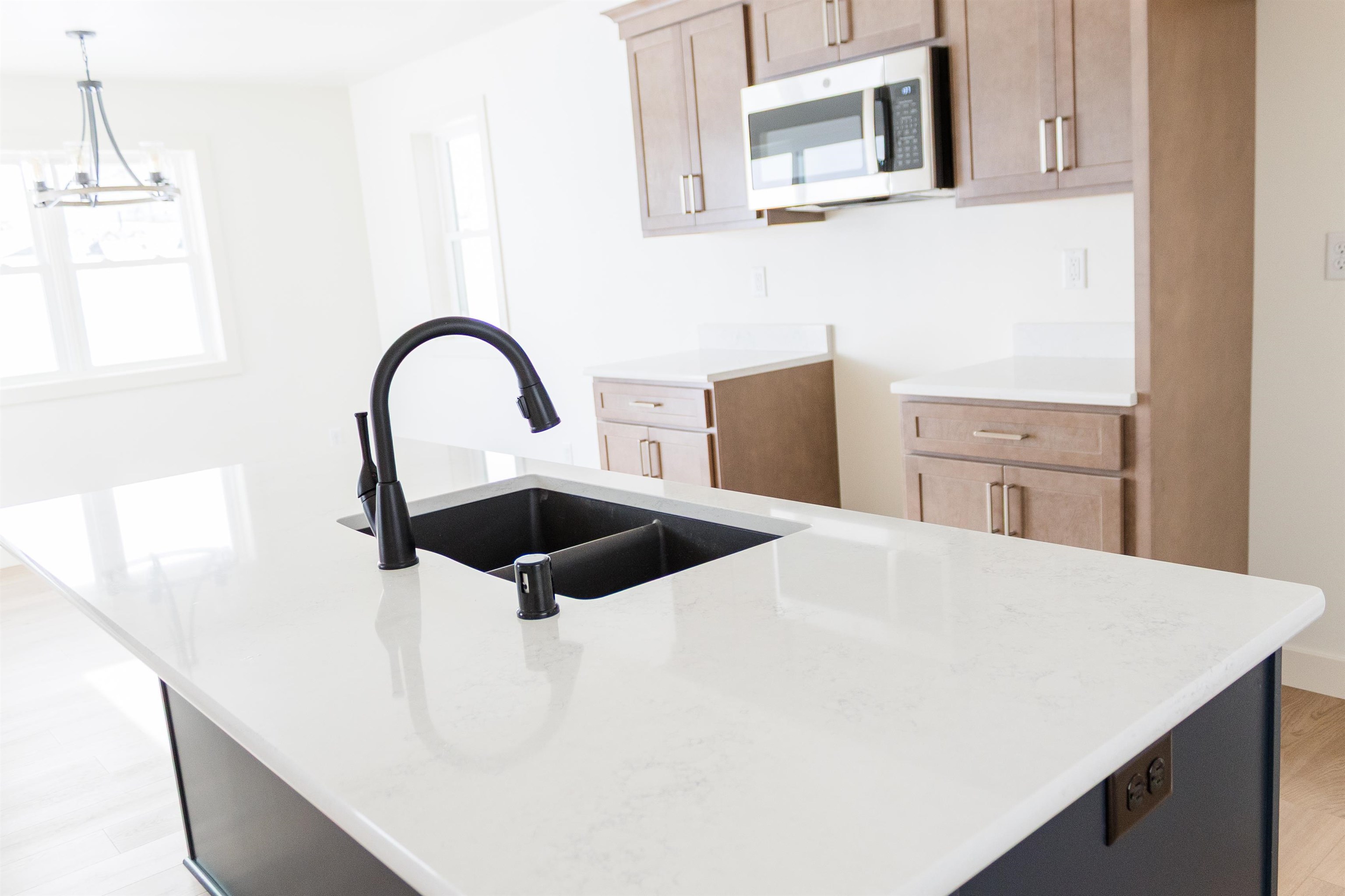 308 Reagan Drive Eden, WI 53019 - Photo 5 of 34