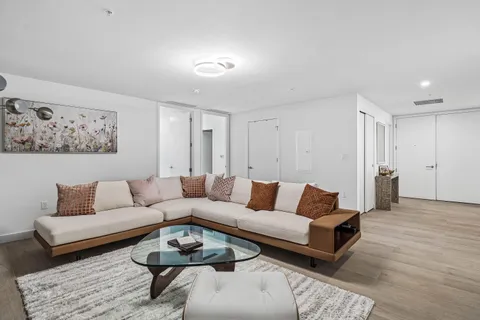 $3,049,000 | 900 North Ocean Boulevard, Unit 1204, Pompano Beach, FL 33062