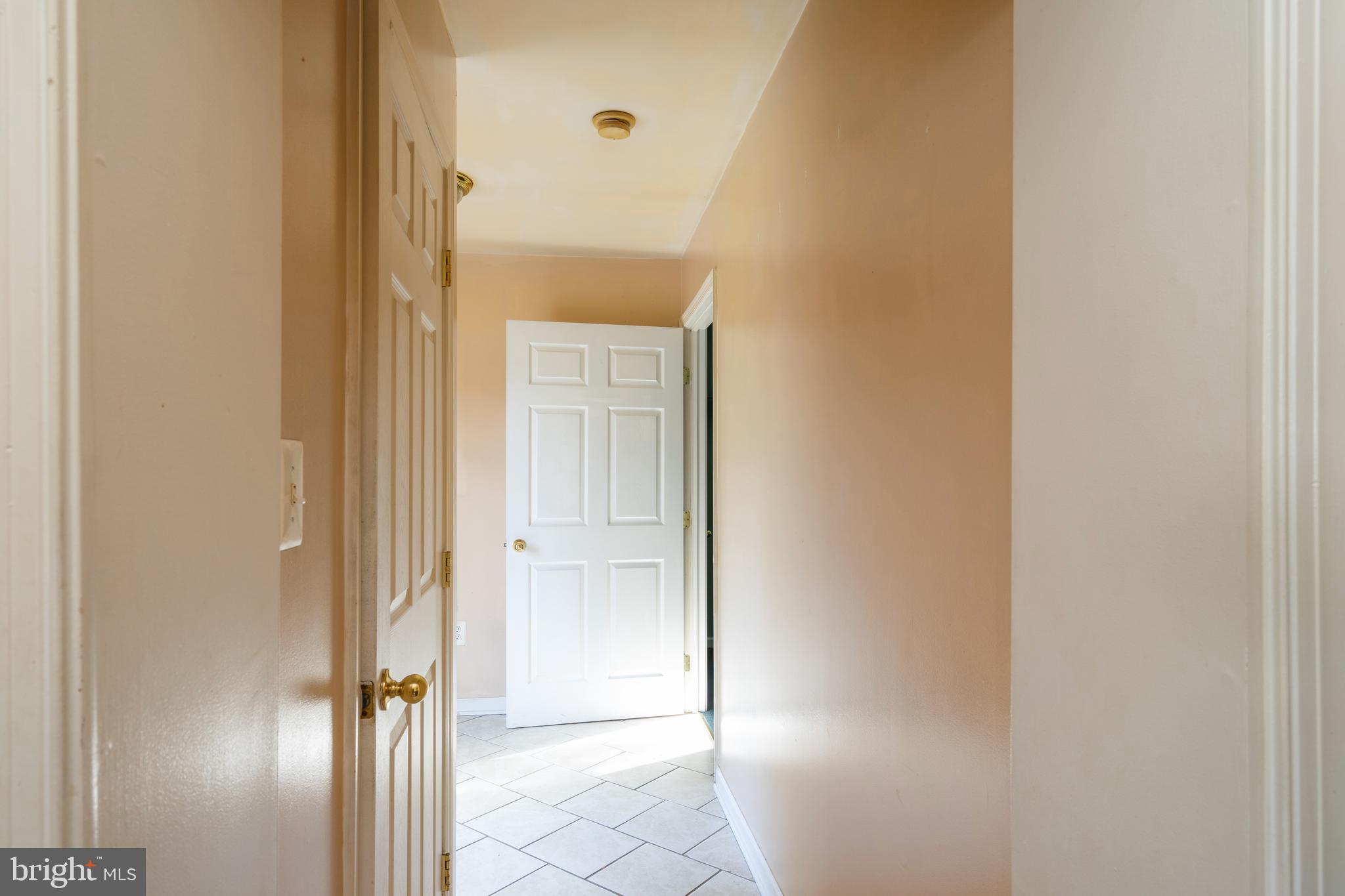 6050 Waterloo Road Columbia, MD 21045 - Photo 15 of 36 Gallery Image 15