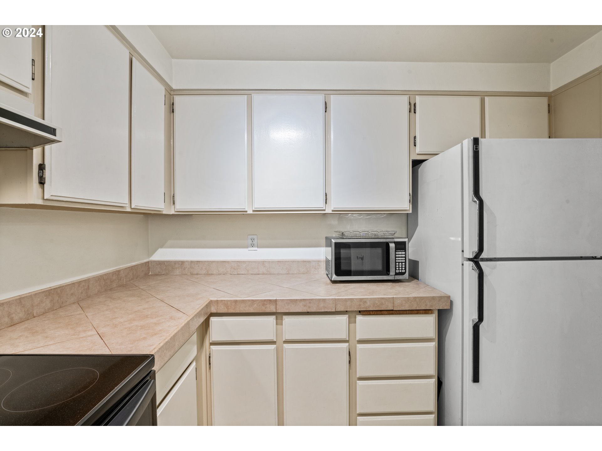 136 Treehill Loop Eugene, OR 97405 - Photo 11 of 33 Gallery Image 11