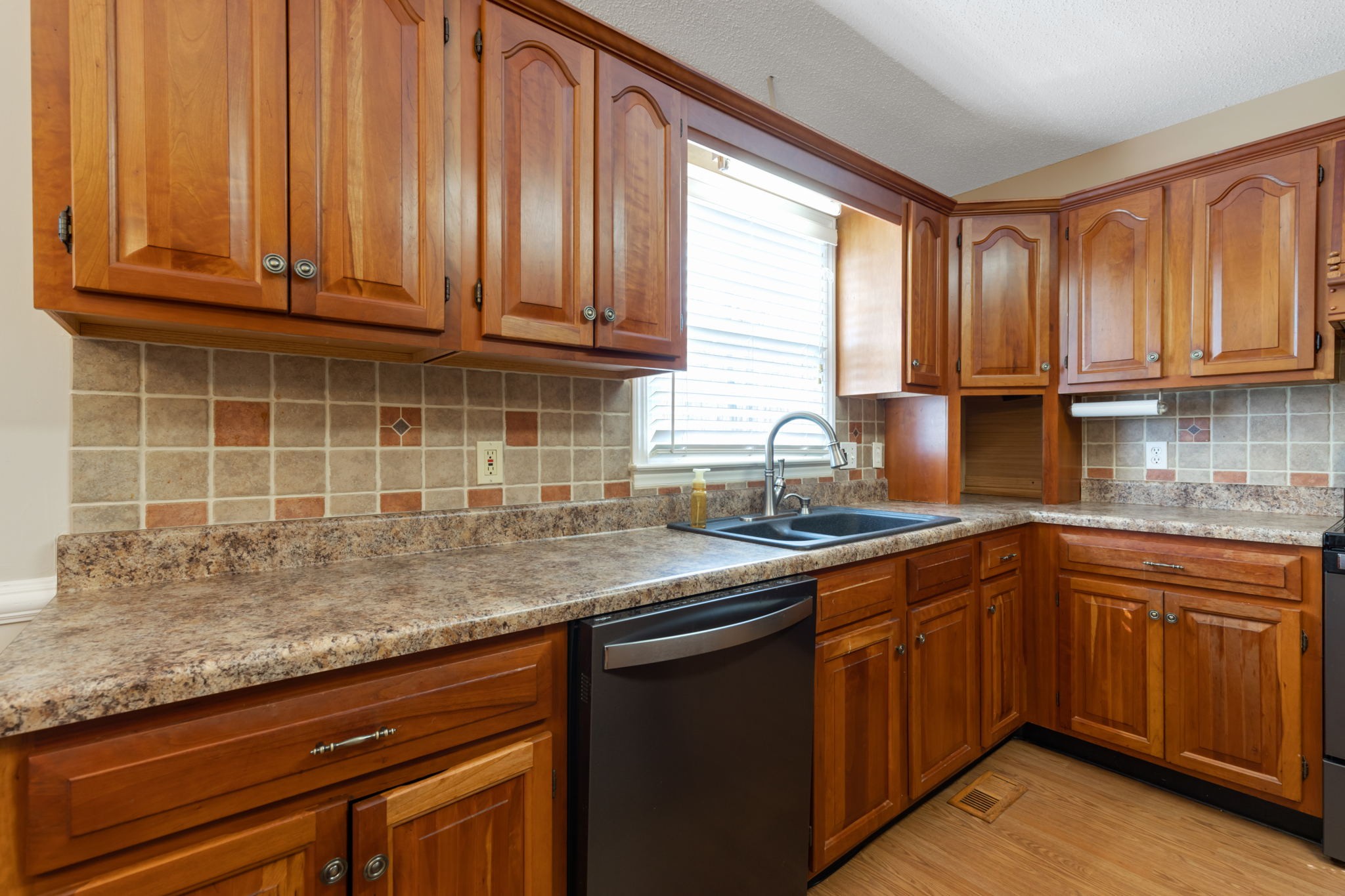 1921 Whitus Road Murfreesboro, TN 37128 - Photo 13 of 64 Gallery Image 13