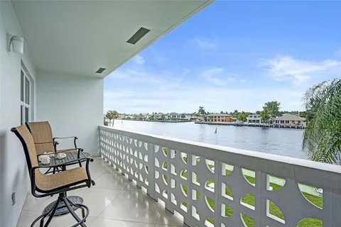 $295,000 | 1001 North Riverside Drive, Unit 304, Pompano Beach, FL 33062