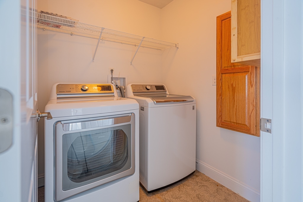 5 Lowther Place Nashua, NH 03062 - Photo 14 of 32