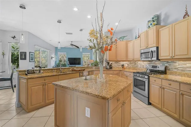 $1,099,000 | 919 Tranquility Circle, Osprey, FL 34229