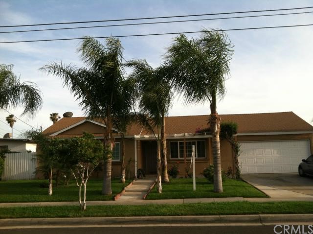 425 West Grove Street Rialto, CA 92376 - Photo 1 of 1