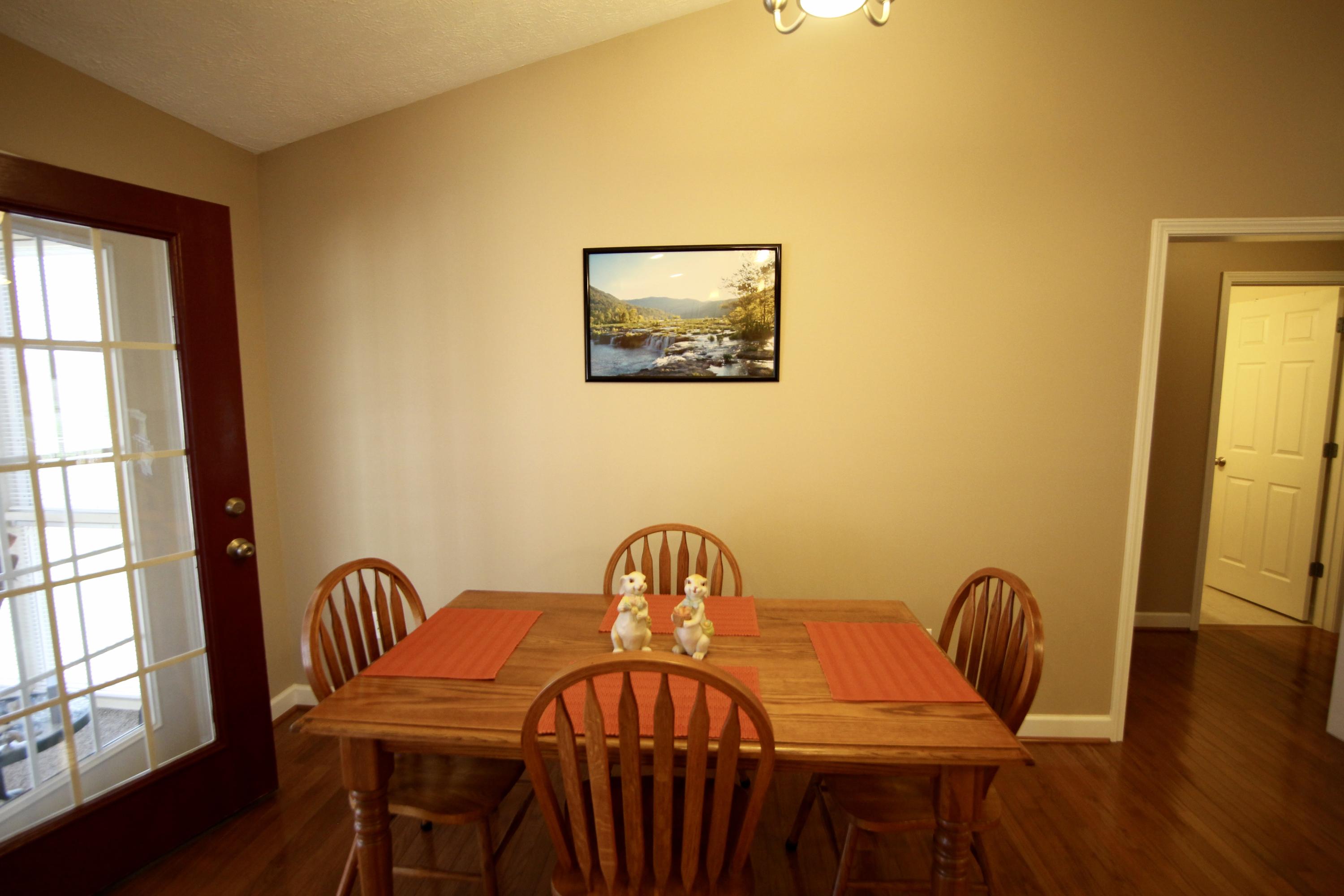 290 Carroll Road Hardy, VA 24101 - Photo 12 of 47 Dining Area