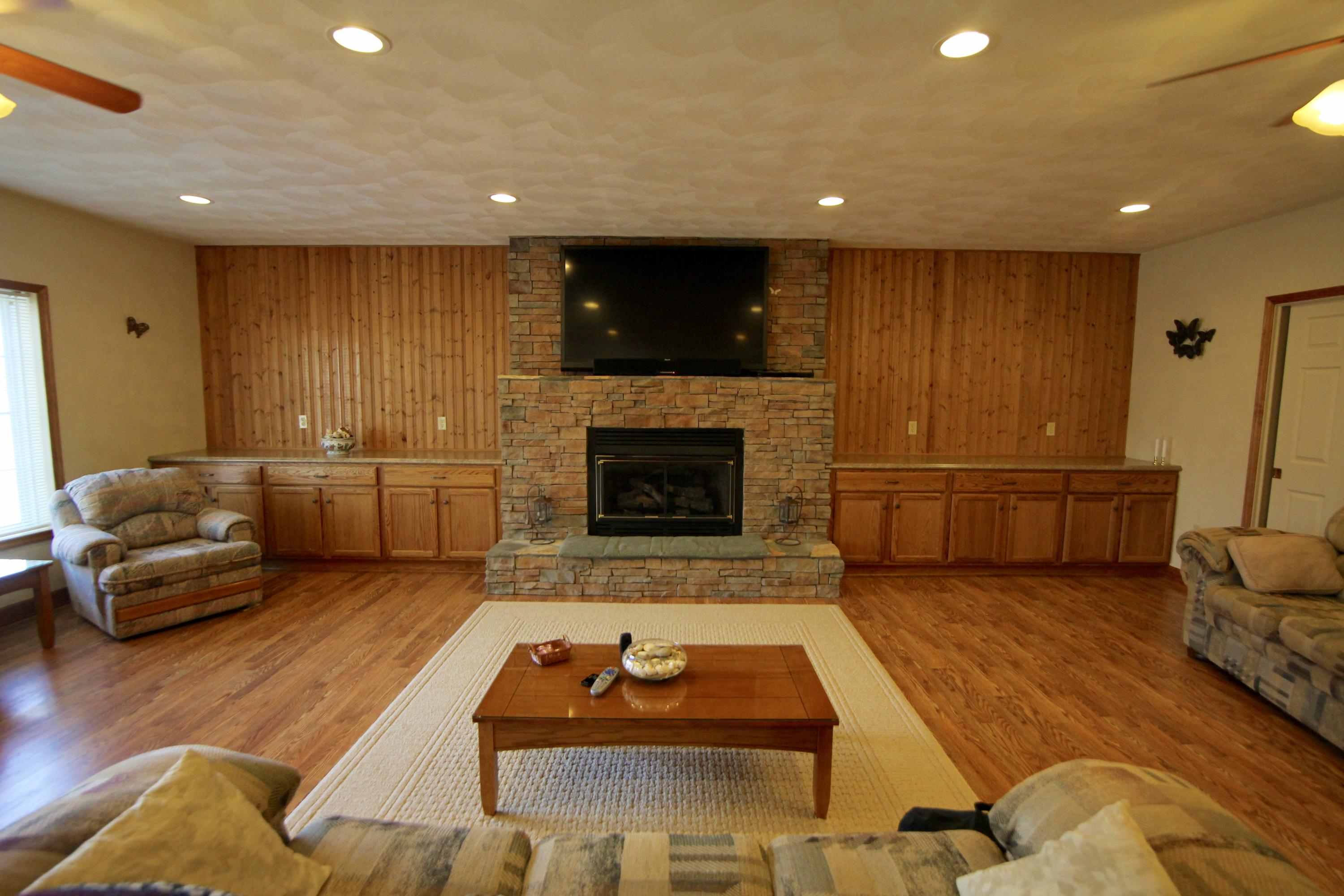 290 Carroll Road Hardy, VA 24101 - Photo 26 of 47 Family Room