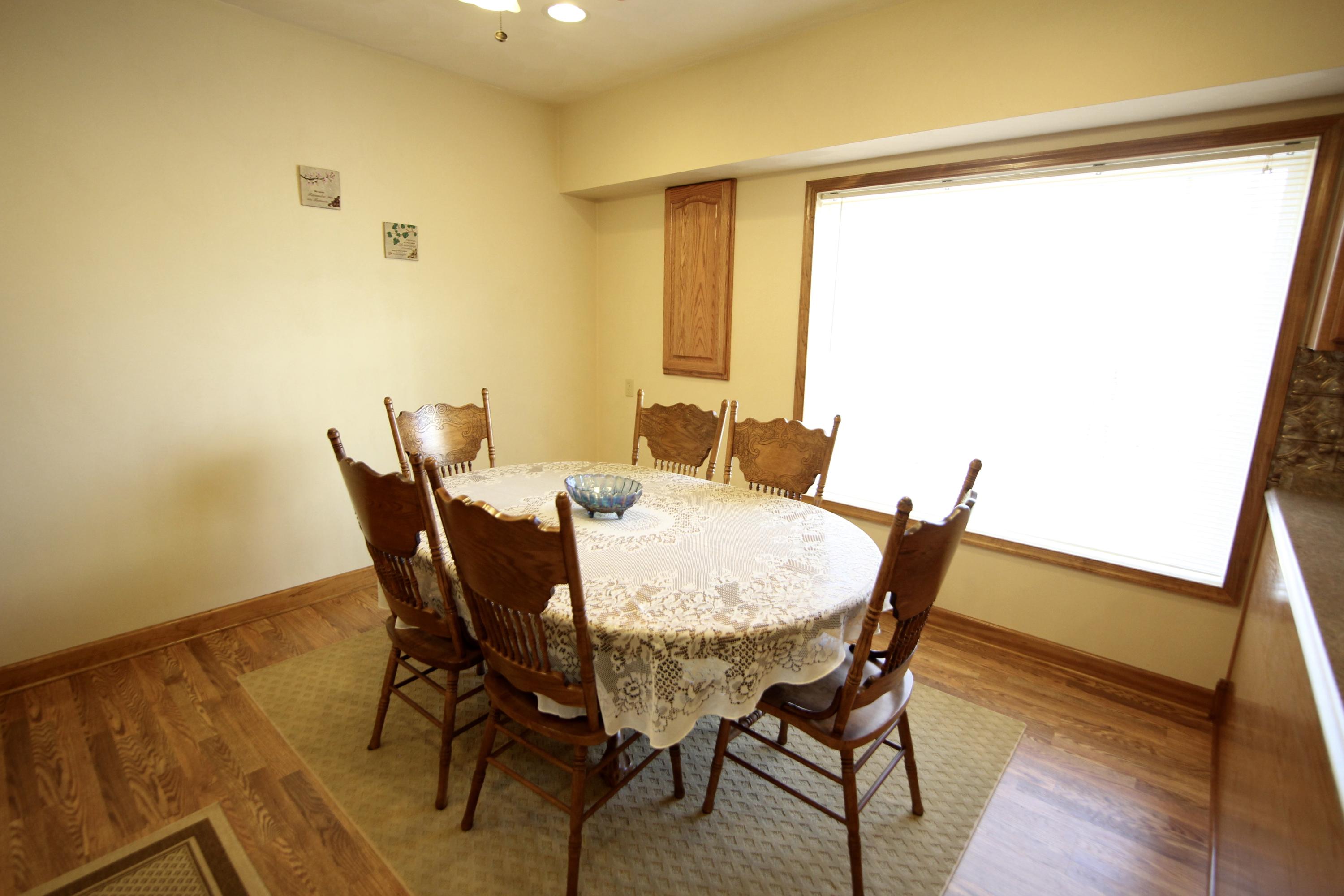 290 Carroll Road Hardy, VA 24101 - Photo 38 of 47 Second Dining Area