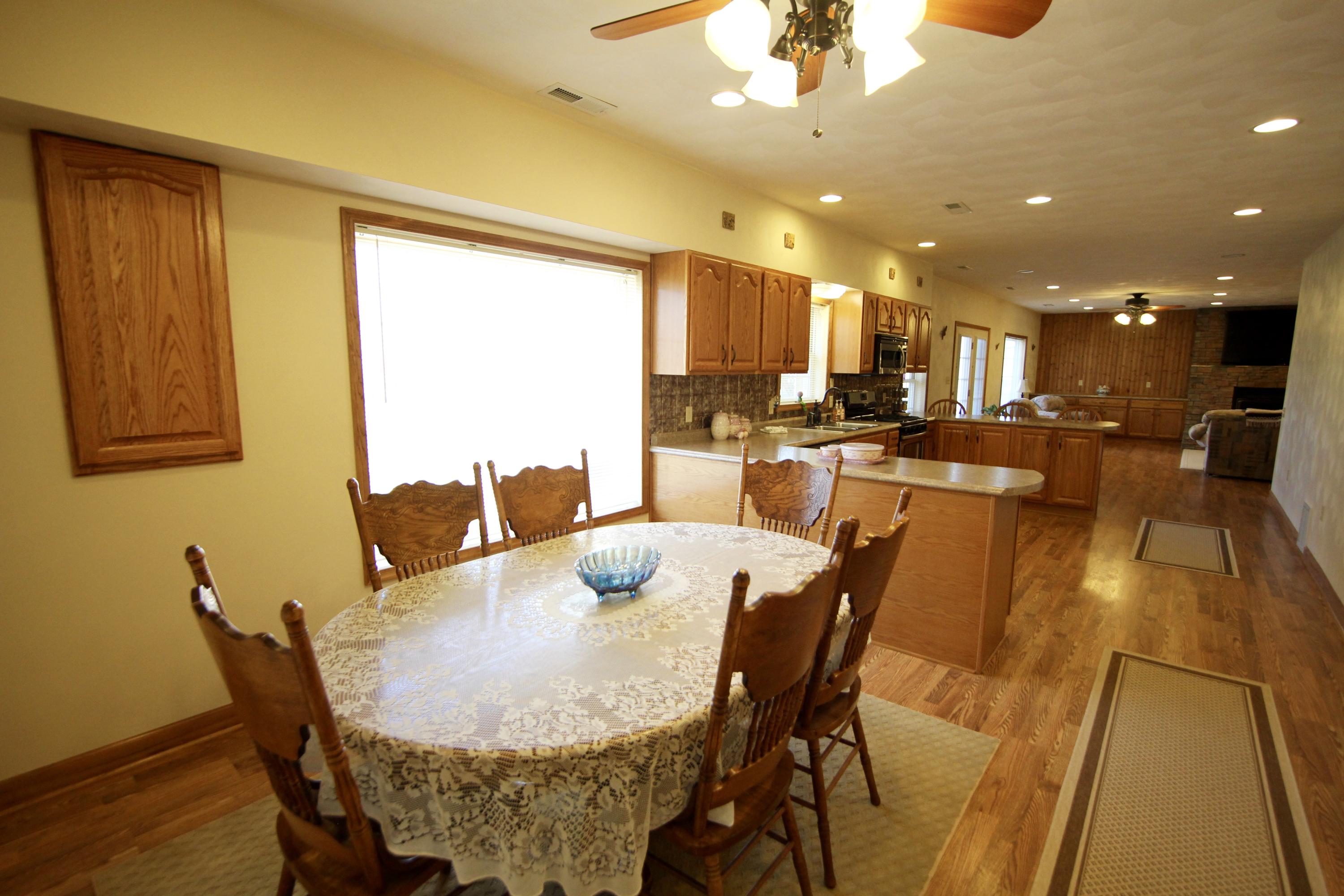 290 Carroll Road Hardy, VA 24101 - Photo 39 of 47 Second Dining Area