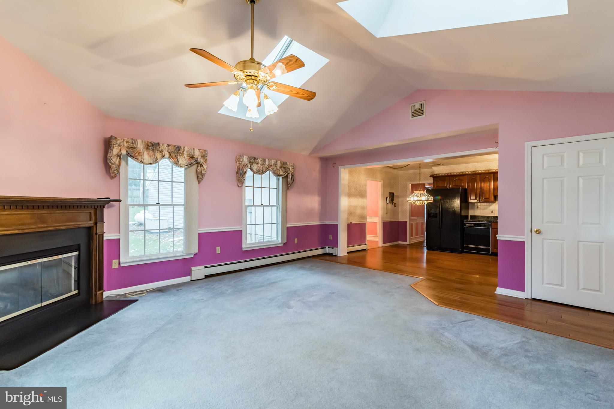 34 Glenview Road Phoenixville, PA 19460 - Photo 11 of 31 Family Room