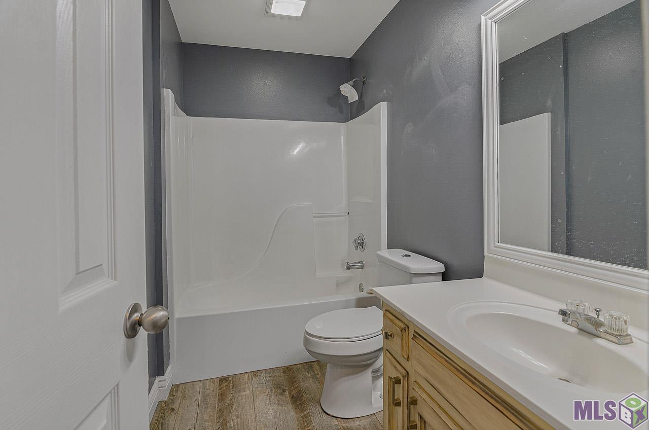 40189 Barbara Road Prairieville, LA 70769 - Photo 6 of 12 Gallery Image 6