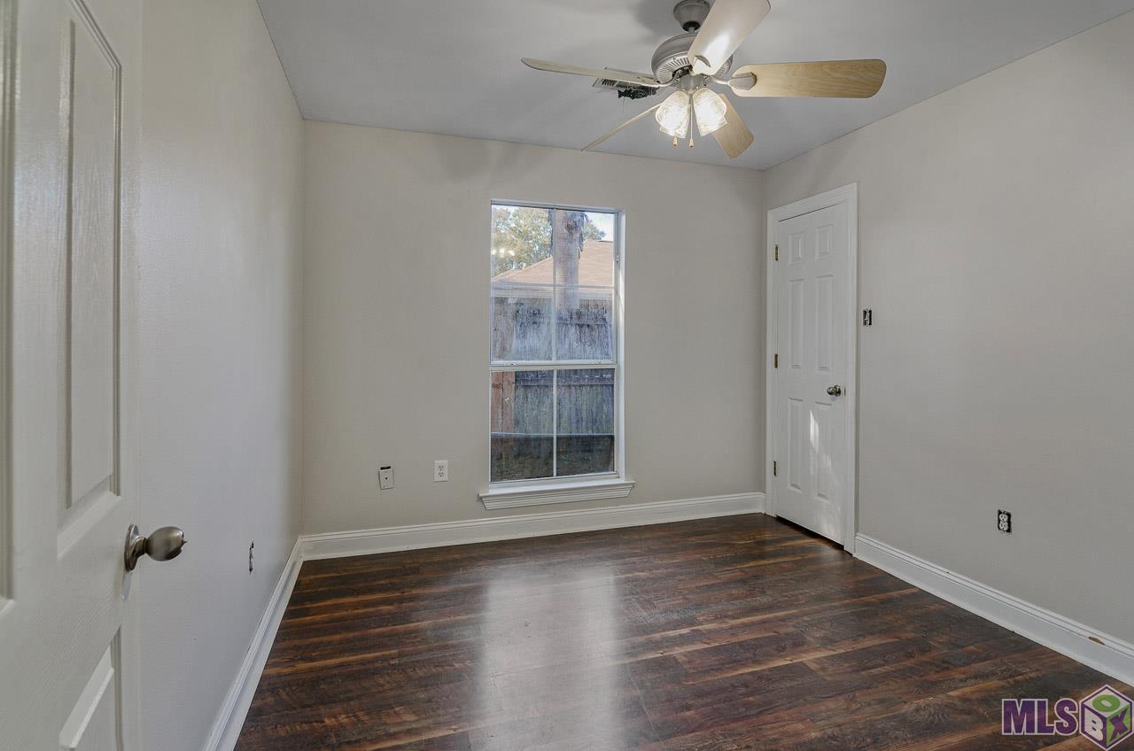 40189 Barbara Road Prairieville, LA 70769 - Photo 7 of 12 Gallery Image 7