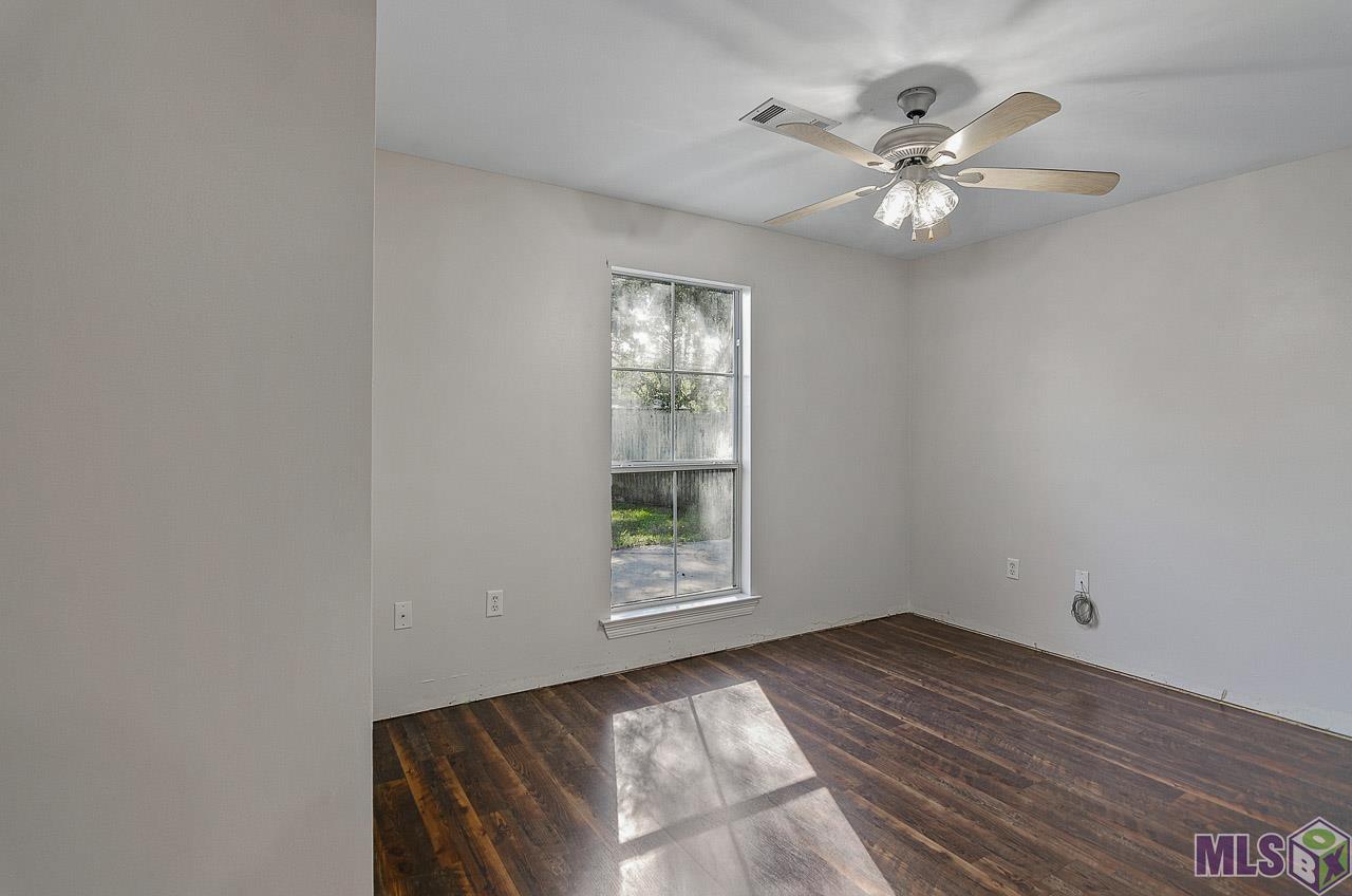 40189 Barbara Road Prairieville, LA 70769 - Photo 8 of 12 Gallery Image 8
