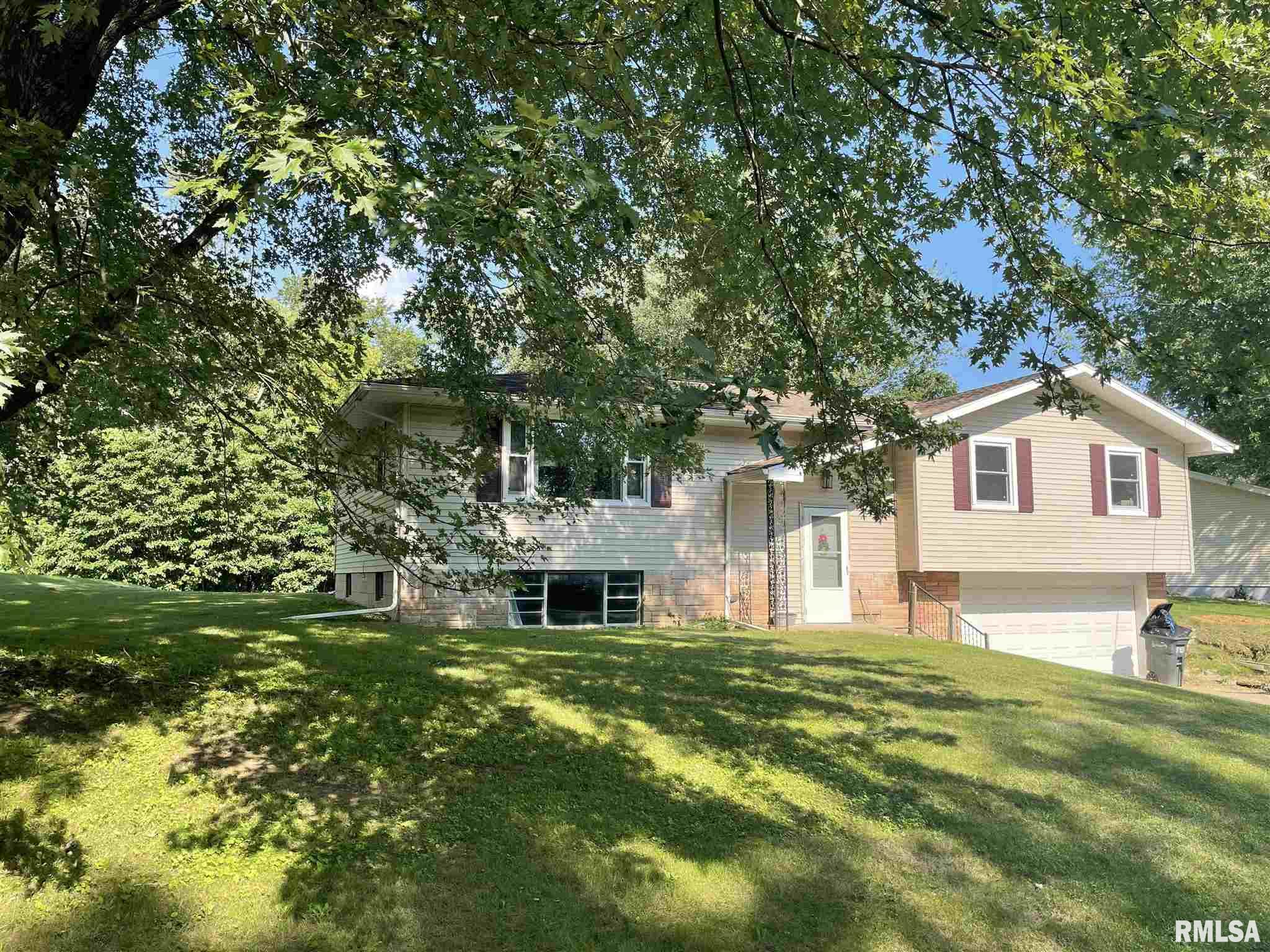 626 South Ridgeview Lane Bellevue, IL 61604 - Photo 1 of 15 Gallery Image 1