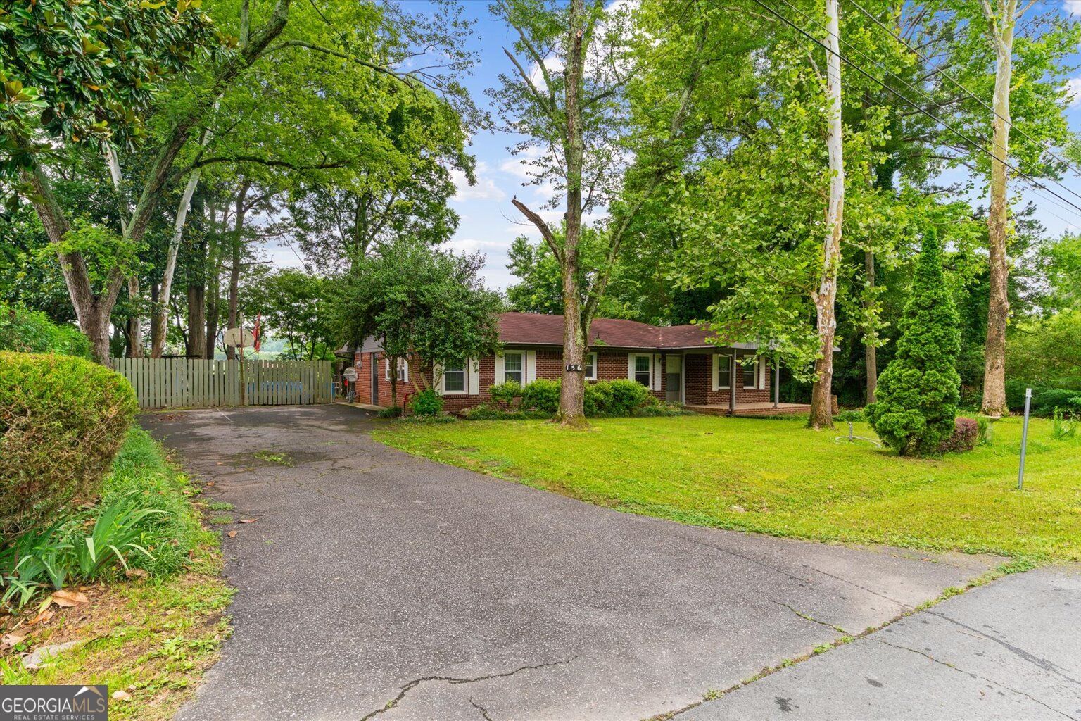 156 Northwest Parker Road Calhoun, GA 30701 - Photo 3 of 39 Gallery Image 3