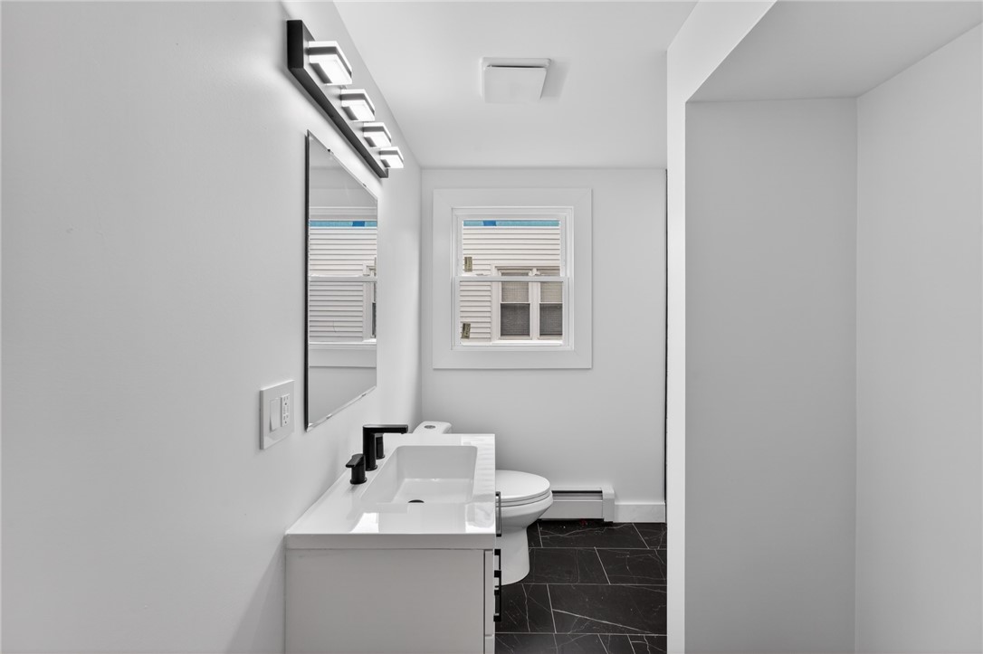 326 Beckwith Street Cranston, RI 02910 - Photo 14 of 29