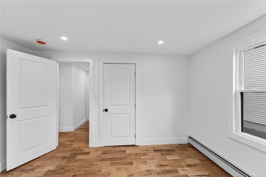 326 Beckwith Street Cranston, RI 02910 - Photo 18 of 29