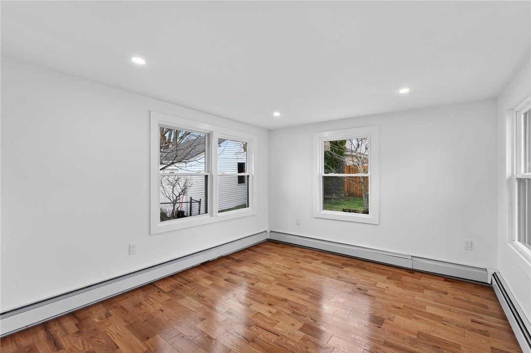 326 Beckwith Street Cranston, RI 02910 - Photo 19 of 29