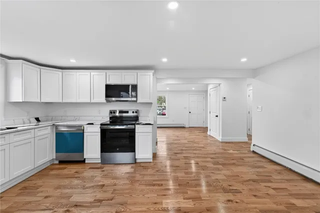 $399,900 | 326 Beckwith Street, Cranston, RI 02910