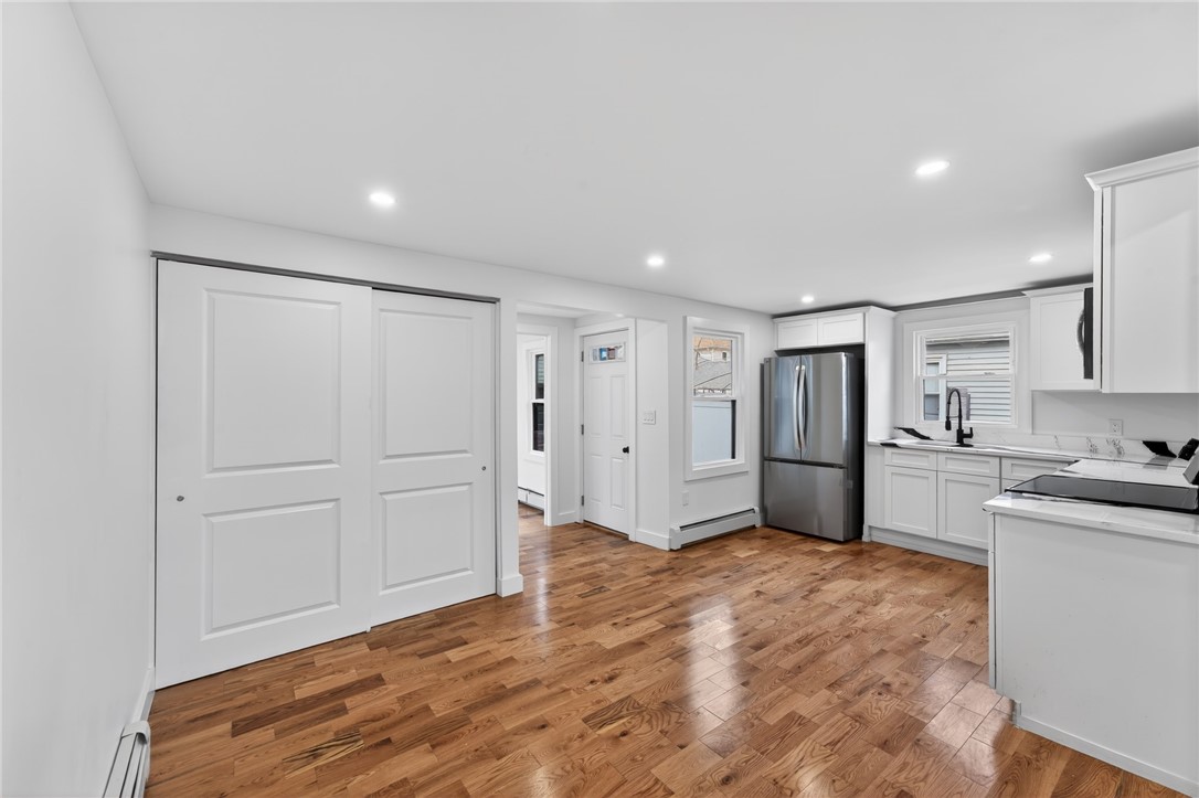 326 Beckwith Street Cranston, RI 02910 - Photo 7 of 29