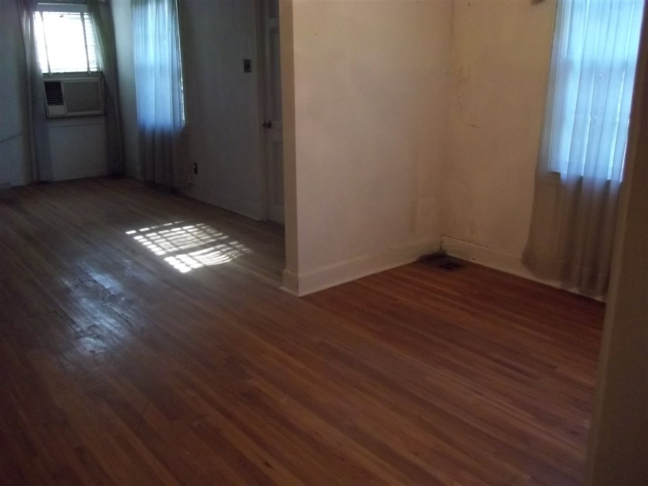 3753 Friar Tuck Road Memphis, TN 38111 - Photo 4 of 11