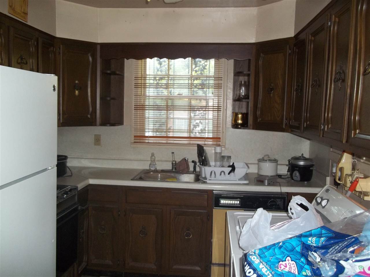 3753 Friar Tuck Road Memphis, TN 38111 - Photo 5 of 11