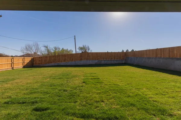 $305,000 | 528 Camelot Drive, Borger, TX 79007