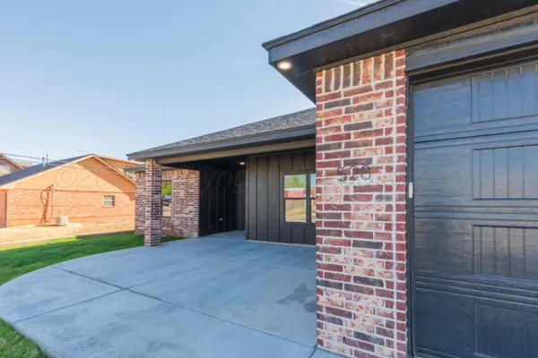 $305,000 | 528 Camelot Drive, Borger, TX 79007
