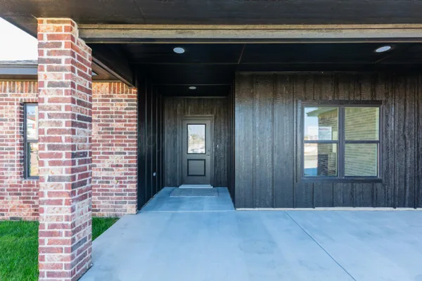 $305,000 | 528 Camelot Drive, Borger, TX 79007