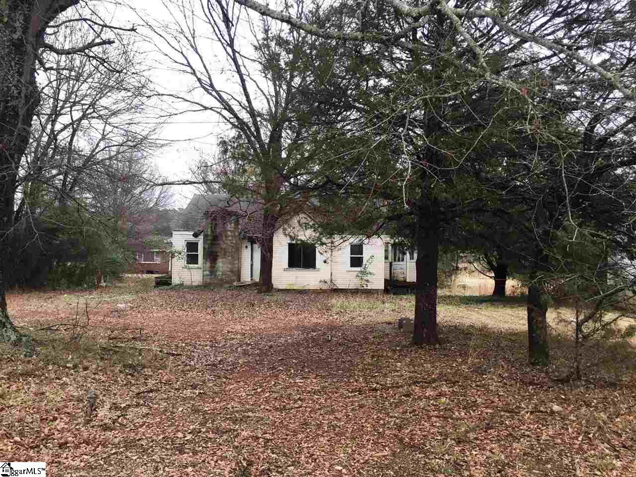 247 Hood Road Greenville, SC 29611 - Photo 9 of 12 Gallery Image 9