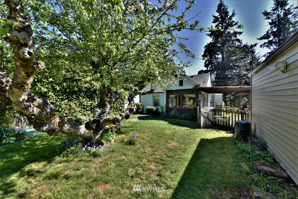 1305 Morgan Road Northwest Bremerton, WA 98312 - Photo 11 of 34 Gallery Image 11