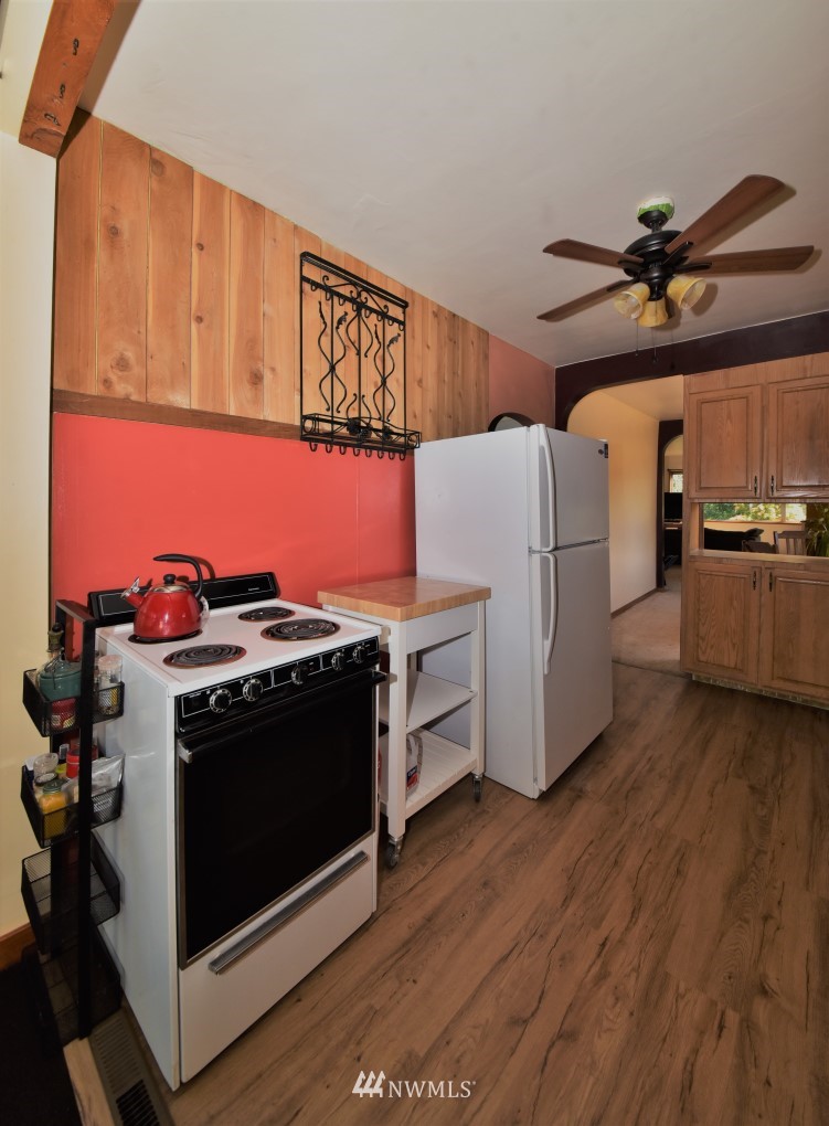 1305 Morgan Road Northwest Bremerton, WA 98312 - Photo 15 of 34 Gallery Image 15