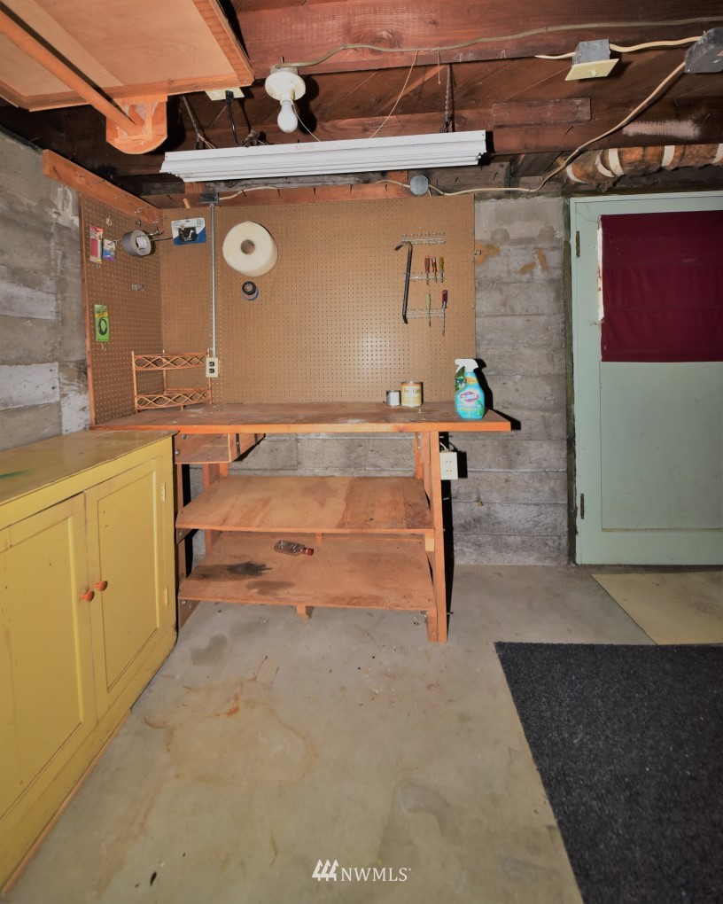 1305 Morgan Road Northwest Bremerton, WA 98312 - Photo 34 of 34 Gallery Image 34