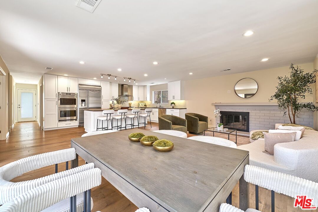 12041 Weatherby Road Los Alamitos, CA 90720 - Photo 6 of 32