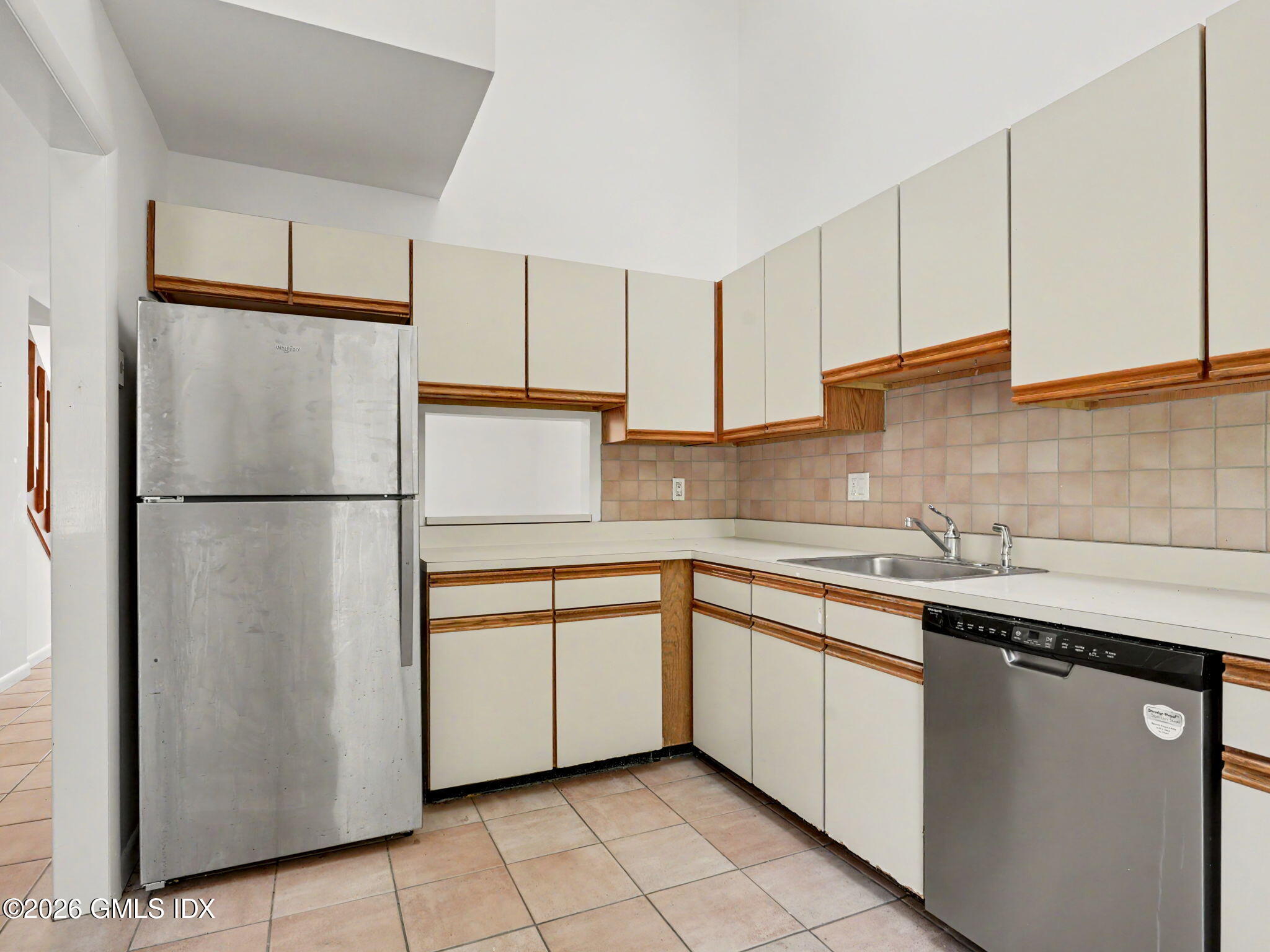 9 Old N Stamford Road, Unit 35A Stamford, CT 06905 - Photo 11 of 30 Kitchen