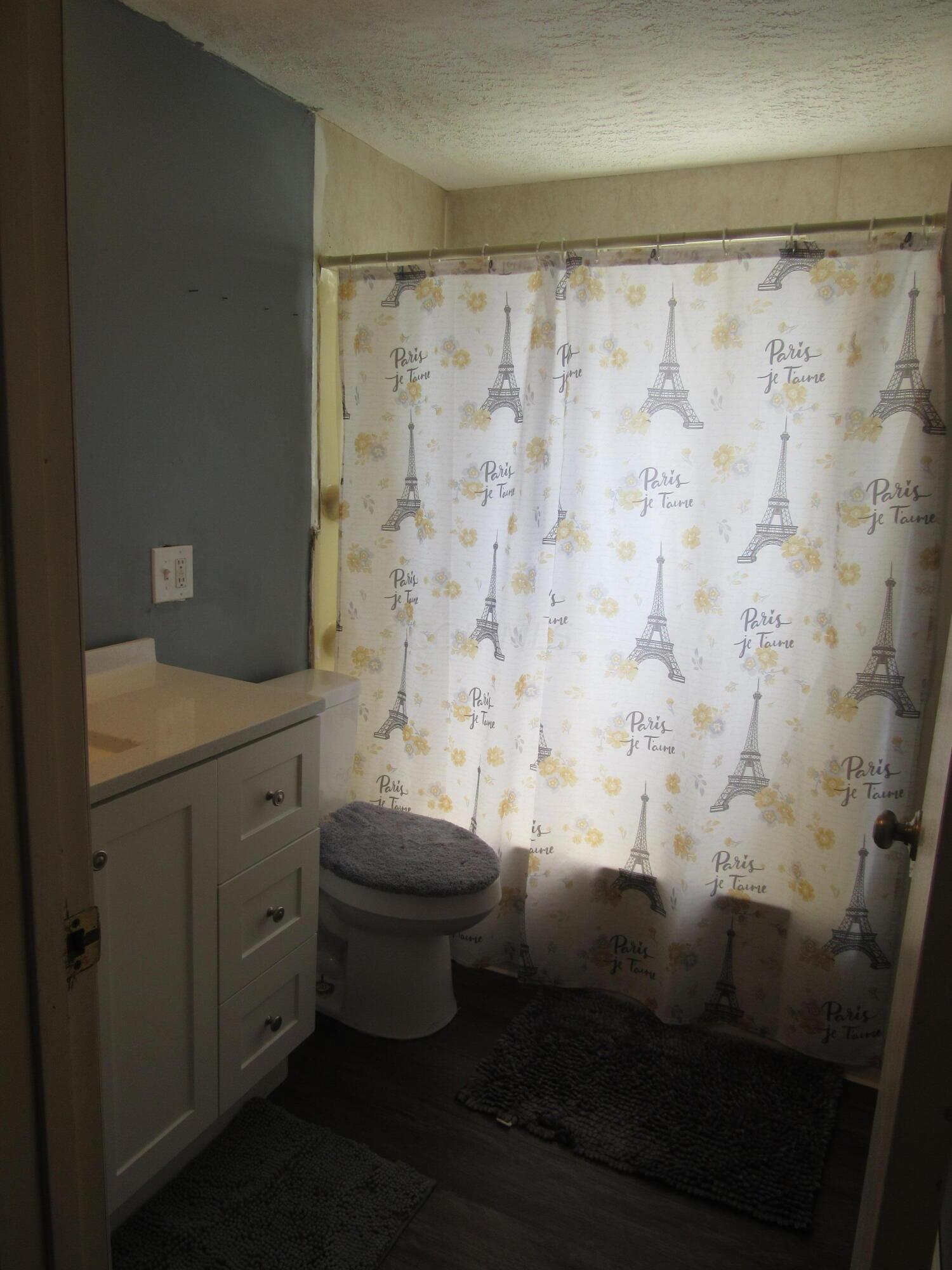 4091 Rickenbacker Avenue Columbus, OH 43213 - Photo 13 of 13 IMG_1072