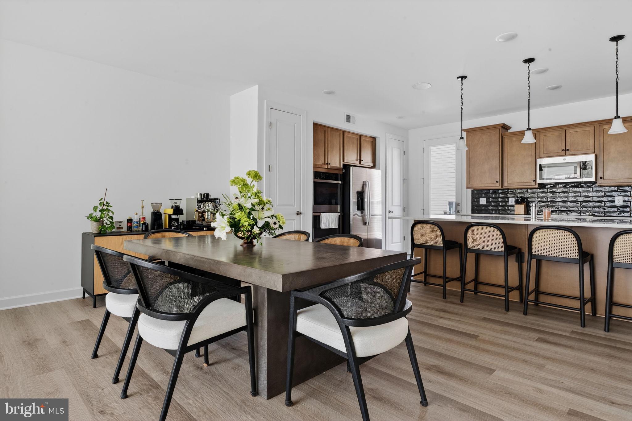 4991 Longmire Way Chantilly, VA 20151 - Photo 11 of 37