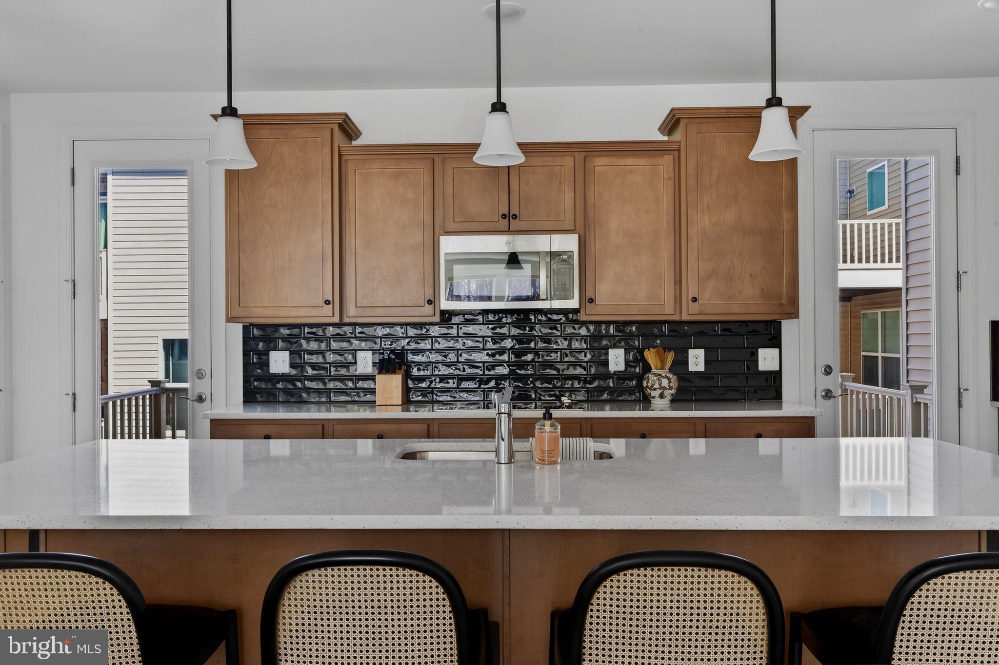 4991 Longmire Way Chantilly, VA 20151 - Photo 14 of 37