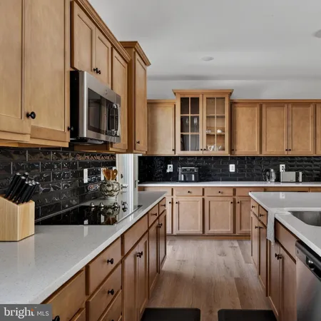 $865,000 | 4991 Longmire Way, Chantilly, VA 20151