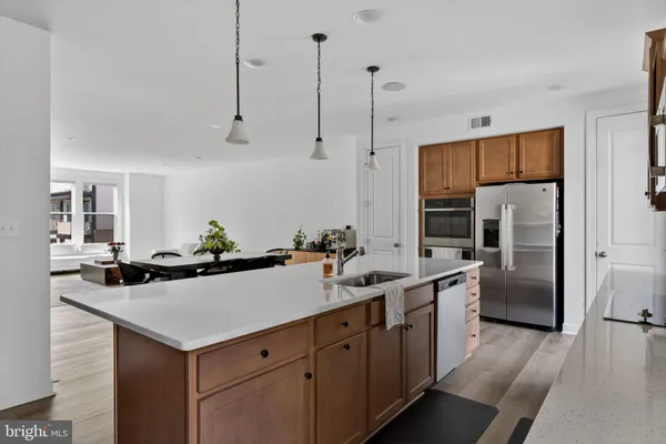$865,000 | 4991 Longmire Way, Chantilly, VA 20151