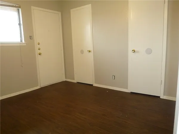 $1,050 | 3000 Guadalupe Street, Unit 313, Austin, TX 78705