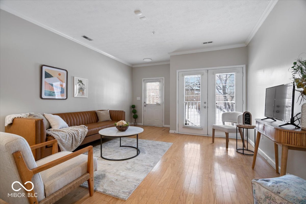 1117 Reserve Way Indianapolis, IN 46220 - Photo 2 of 30