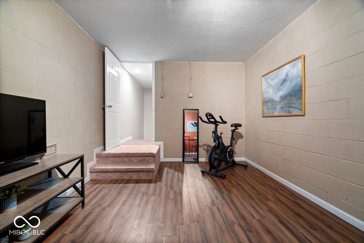 1117 Reserve Way Indianapolis, IN 46220 - Photo 23 of 30