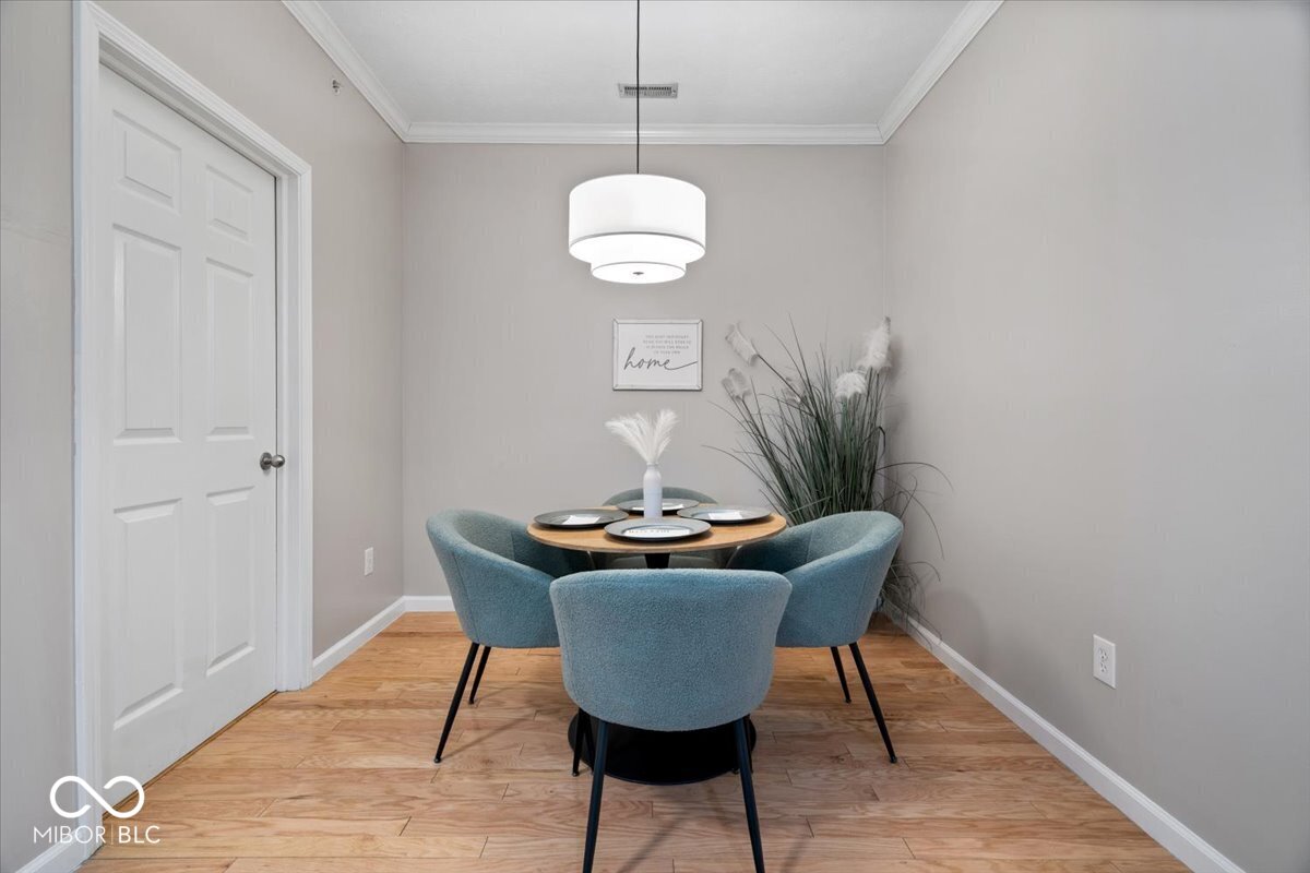 1117 Reserve Way Indianapolis, IN 46220 - Photo 9 of 30