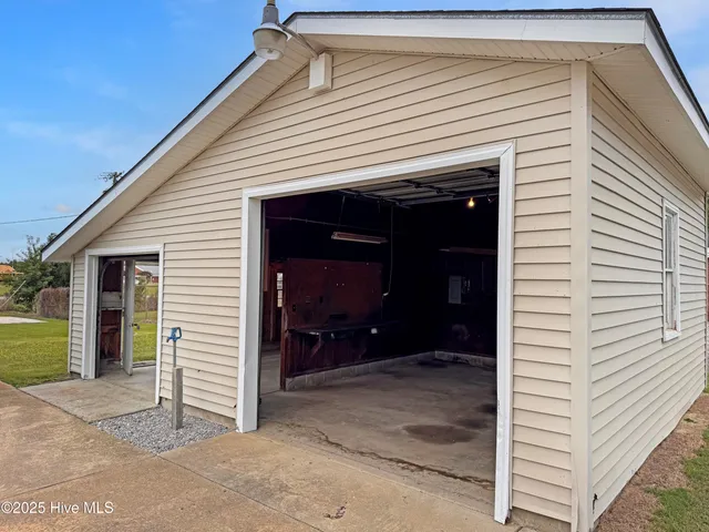 $279,000 | 195 Winfall Boulevard, Hertford, NC 27944