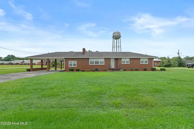 $279,000 | 195 Winfall Boulevard, Hertford, NC 27944