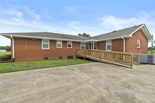 $279,000 | 195 Winfall Boulevard, Hertford, NC 27944