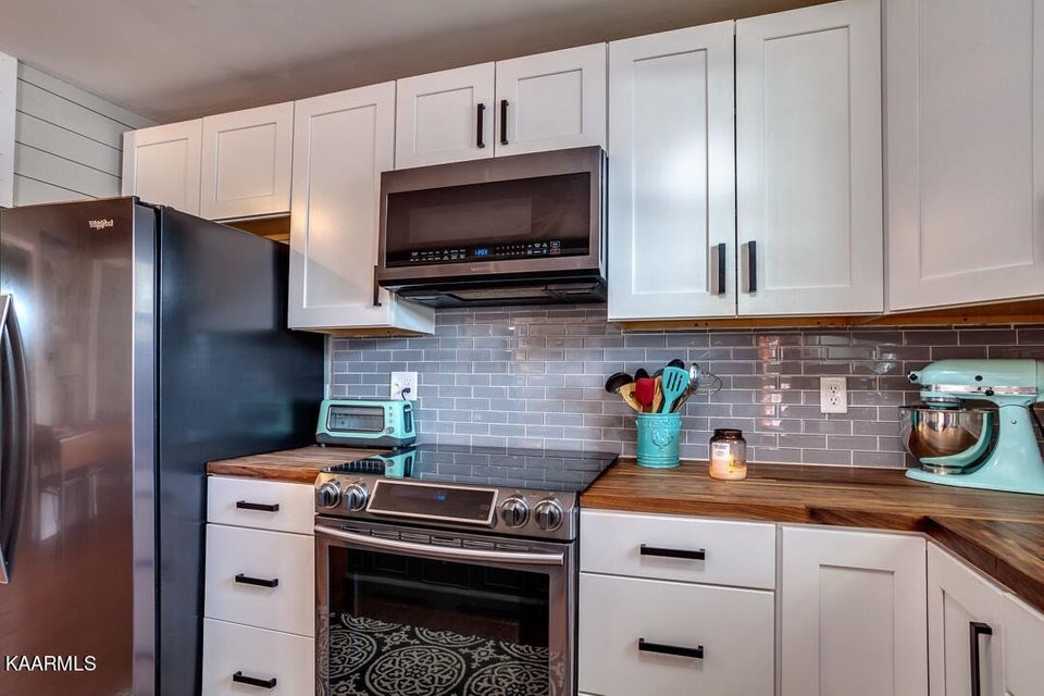 683 Toestring Cove Rd Spring Spring City, TN 37381 - Photo 4 of 46 Gallery Image 4